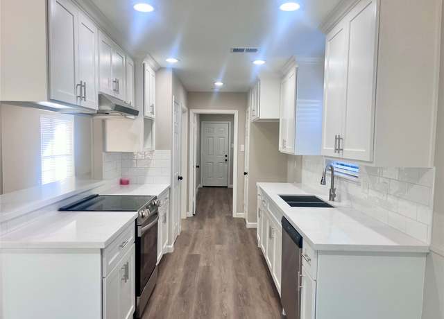 Property at 8826 Tanager St, Houston, TX 77036, 3 beds, 2 baths