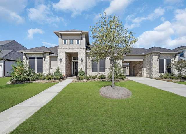 Property at 20210 Rolling Vista Dr, Cypress, TX 77433, 4 beds, 4.5 baths