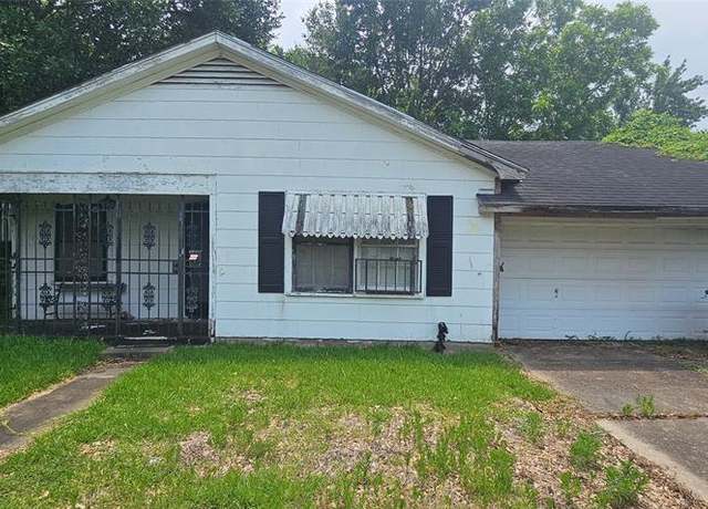 Property at 4838 Marietta Ln, Houston, TX 77021, 2 beds, 1 bath
