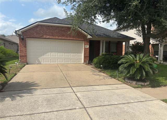 Property at 16427 Kettlebrook Ln, Houston, TX 77049, 3 beds, 2 baths