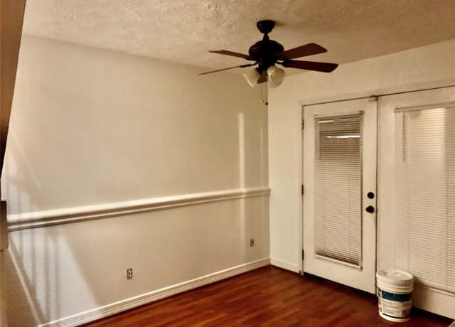 Property at 10018 Knoboak Dr #21, Houston, TX 77080, 2 beds, 1.5 baths