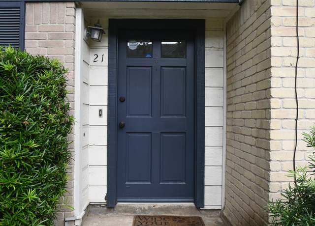Property at 10018 Knoboak Dr #21, Houston, TX 77080, 2 beds, 1.5 baths