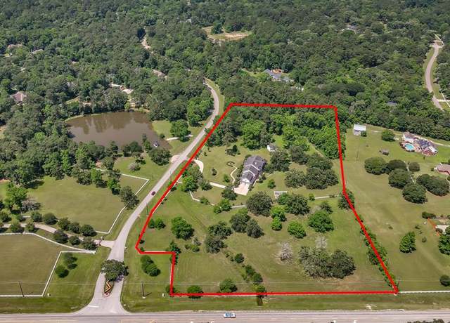 Property at 15203 Wildwood Cir, Magnolia, TX 77354, 8 beds, 7 baths