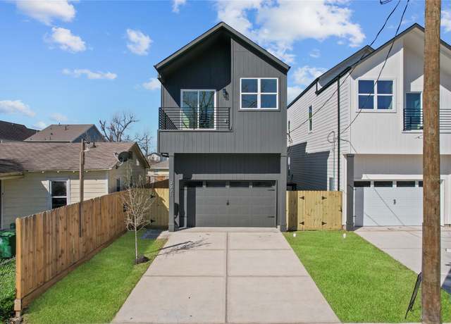 Property at 3321 Rogers St, Houston, TX 77022, 3 beds, 2.5 baths