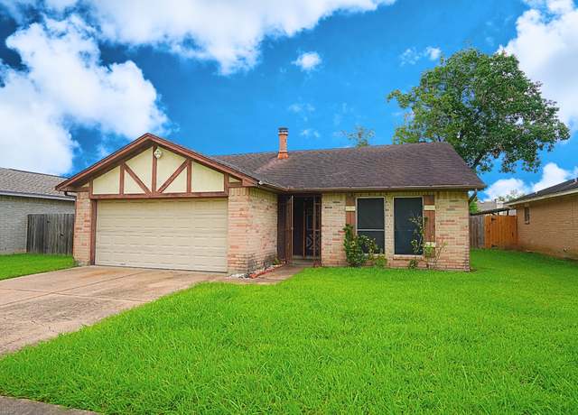 Property at 7407 Mesones Dr, Houston, TX 77083, 3 beds, 2 baths