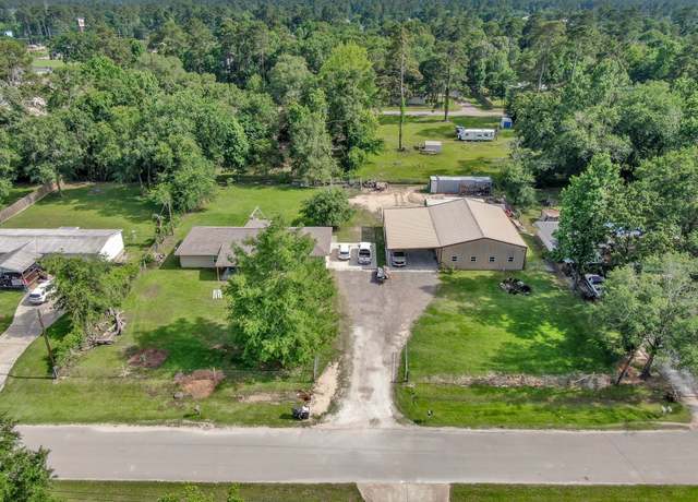 Property at 9141 Oak Arbor Dr, Conroe, TX 77384, 3 beds, 2 baths