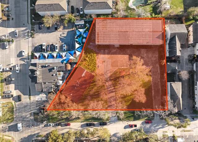 Property at 909 E Fisher St, Houston, TX 77018