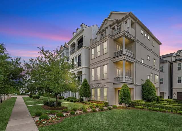 Property at 3709 Somerset Commons Ln, Houston, TX 77055, 3 beds, 3.5 baths