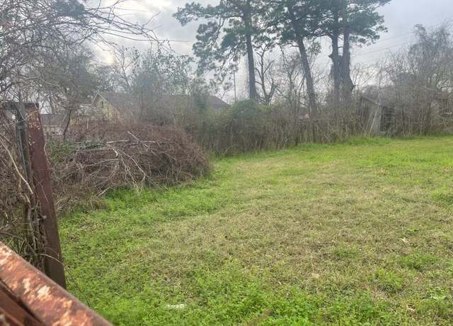 Property at 4916 Tronewood St, Houston, TX 77016