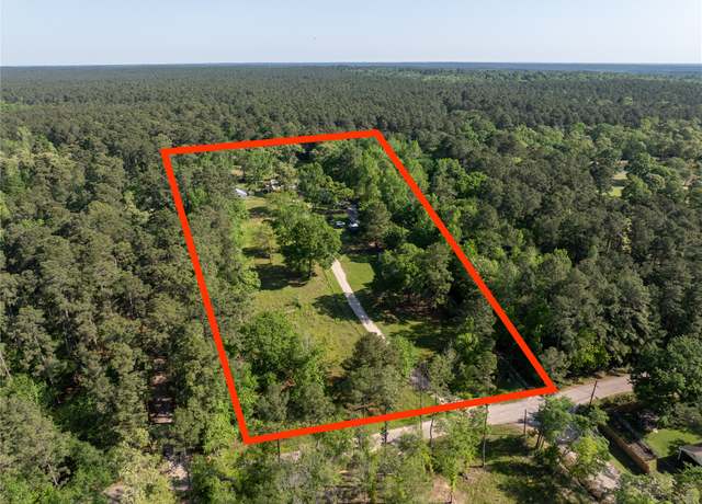 Property at 20272 Forest Woods Ln, Montgomery, TX 77356, 3 beds, 2 baths