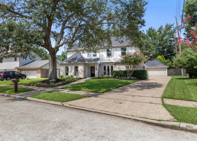 Property at 1758 Creekside Dr, Sugar Land, TX 77478, 4 beds, 2.5 baths