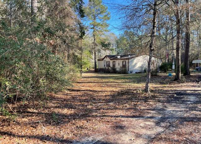 Property at 332 Sandy Ln, Moscow, TX 75960, 3 beds, 2 baths
