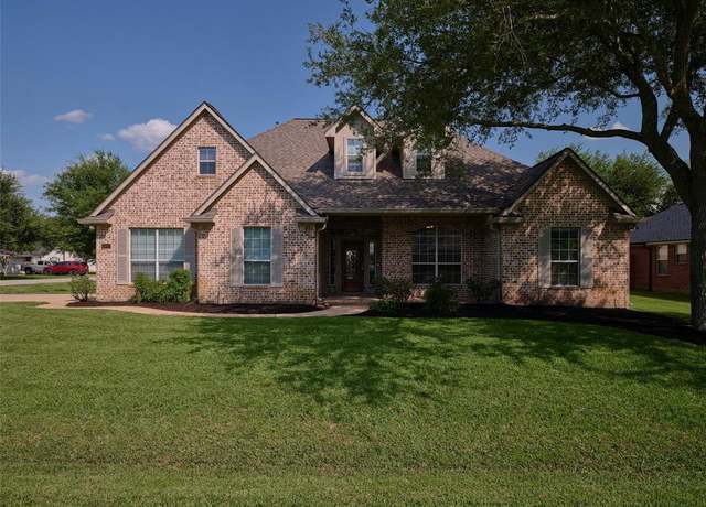 Property at 3803 Margaret St, Needville, TX 77461, 3 beds, 2 baths