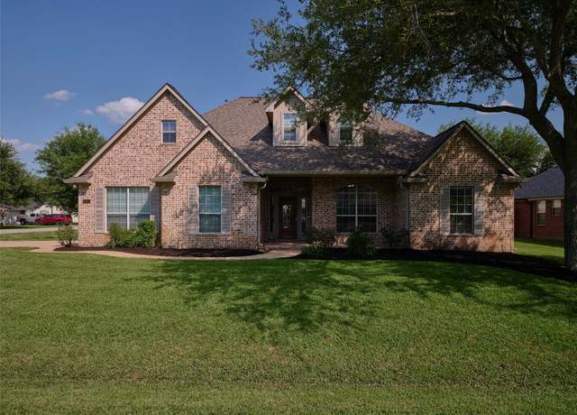 Property at 3803 Margaret St, Needville, TX 77461, 3 beds, 2 baths