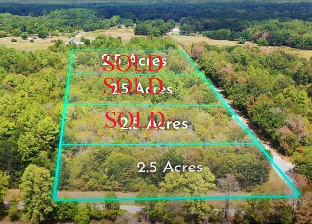 Property at 4 Bracewell Dr, Huntsville, TX 77320