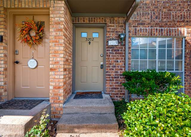Property at 11201 Lynbrook Dr #3202, Houston, TX 77042, 2 beds, 2.5 baths