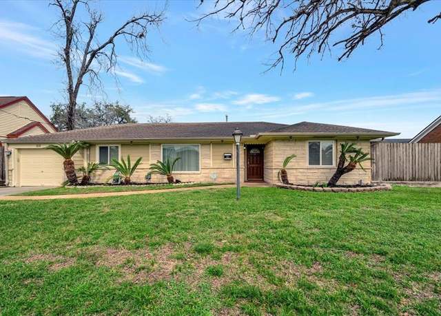 Property at 515 Canadian St, Houston, TX 77009, 3 beds, 2 baths