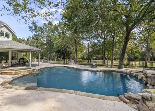 Property at 20111 Hilltop Ranch Dr, Montgomery, TX 77316, 3 beds, 3.5 baths