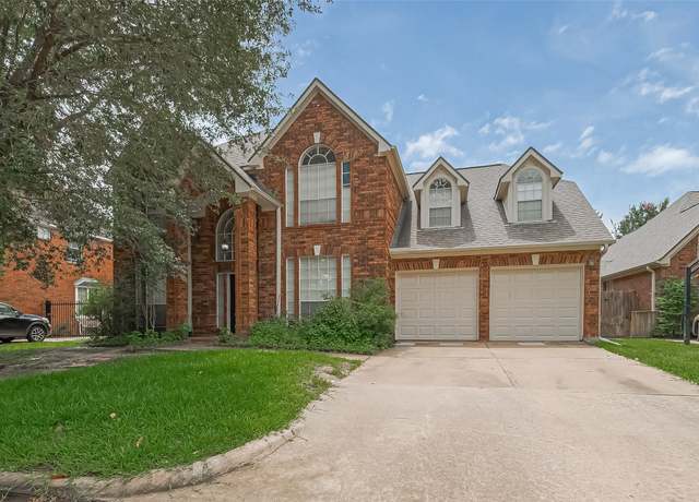 Property at 1327 W Forest Dr, Houston, TX 77043, 4 beds, 2.5 baths