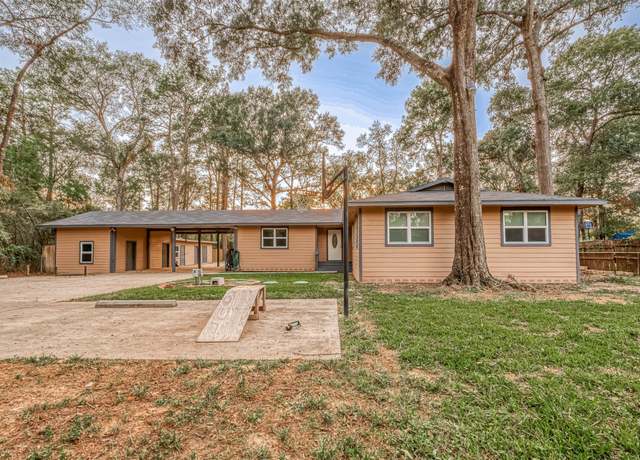 Property at 15360 Lilly Dr, Conroe, TX 77384, 4 beds, 2 baths
