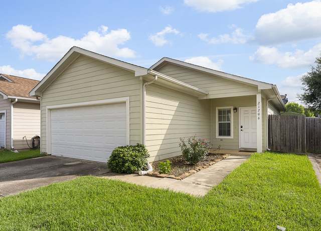 Property at 21206 Berry Vine St, Tomball, TX 77375, 3 beds, 2 baths