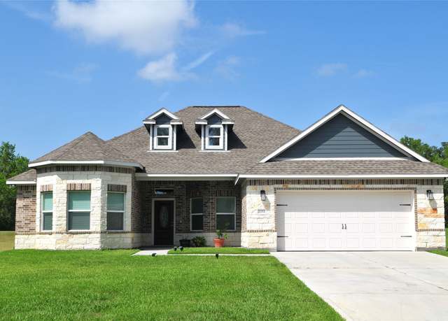 Property at 2252 Ridgewood Dr, West Columbia, TX 77486, 4 beds, 2.5 baths
