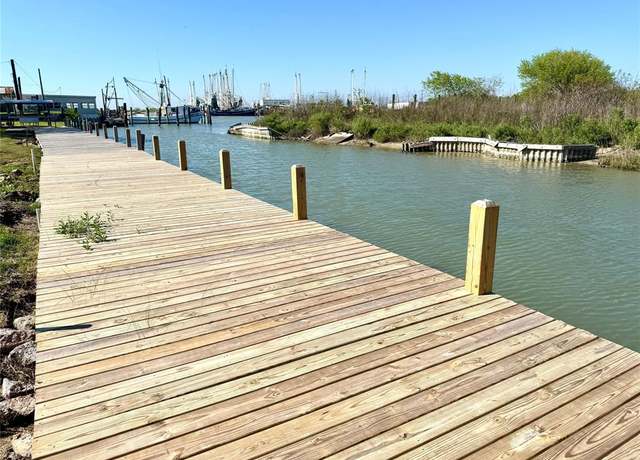 Property at Lot 4 & 5 23rd, Port Bolivar, TX 77650