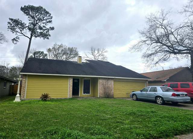 Property at 17415 Mallett St, Crosby, TX 77532, 3 beds, 2 baths
