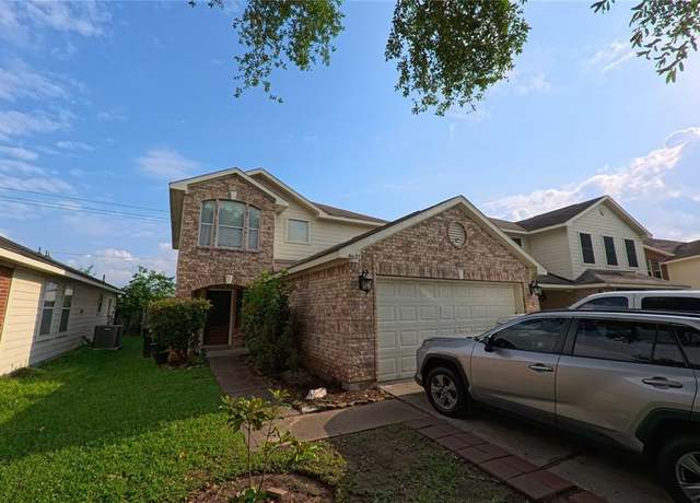 Property at 8627 Heathglen Ln, Houston, TX 77075, 4 beds, 2.5 baths