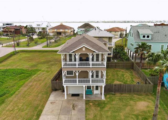 Property at 9605 Teichman Rd, Galveston, TX 77554, 3 beds, 2.5 baths