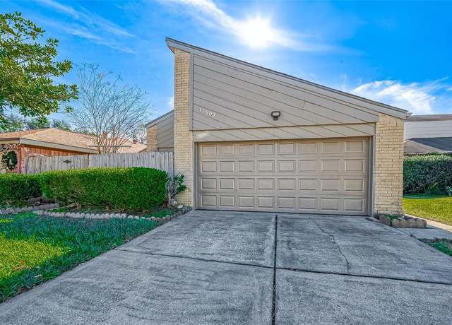 Property at 11507 Bellspring Dr, Houston, TX 77072, 2 beds, 2 baths