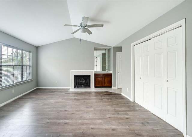 Property at 14600 Fonmeadow Dr #201, Houston, TX 77035, 2 beds, 1.5 baths