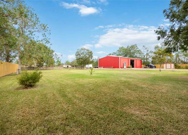 Property at 1290 County Road 145, Alvin, TX 77511, 4 beds, 3.5 baths
