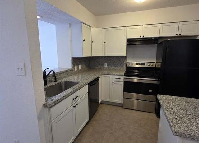 Property at 1505 Ward Rd #140, Baytown, TX 77520, 2 beds, 2.5 baths