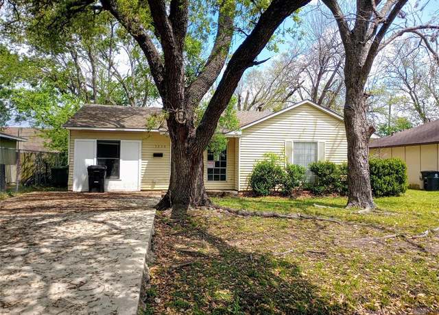 Property at 5226 Maywood Dr, Houston, TX 77053, 4 beds, 1.5 baths