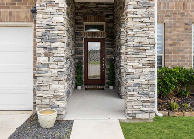 Property at 20023 Poppy Hills Ln, Cleveland, TX 77327, 3 beds, 2.5 baths