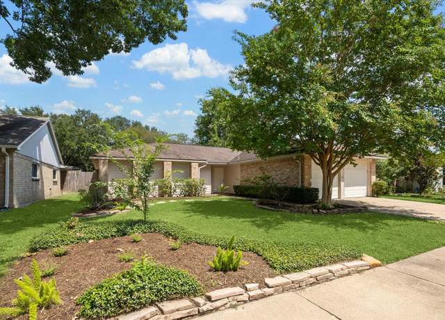Property at 2614 Broomsedge Dr, Houston, TX 77084, 3 beds, 2 baths