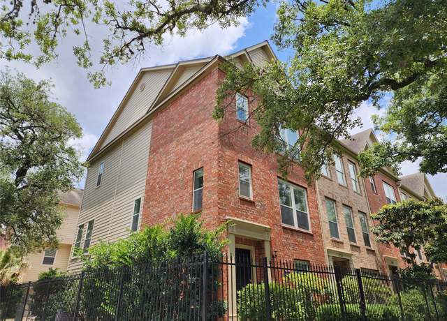 Property at 2722 Crawford St, Houston, TX 77004, 3 beds, 3 baths