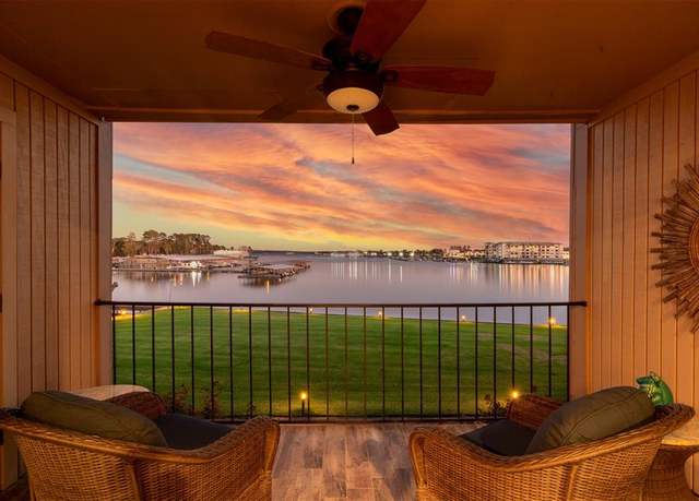 Property at 15575 Marina Dr Unit 233B, Conroe, TX 77356, 1 bed, 1 bath