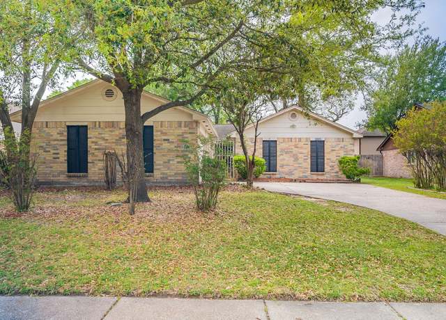 Property at 18923 Atascocita Trace Dr, Humble, TX 77346, 3 beds, 2.5 baths