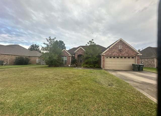 Property at 7925 Sweet Bay St, Beaumont, TX 77707, 4 beds, 2.5 baths