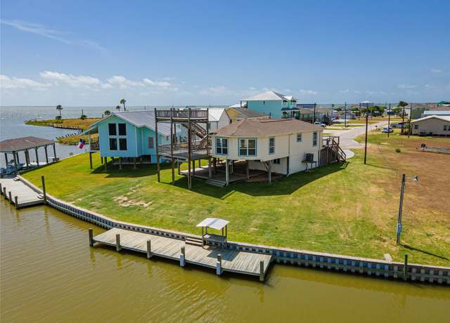 Property at 76 Sailfish Lndg, Port Lavaca, TX 77979, 2 beds, 2 baths