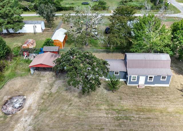Property at 61 Oak Hill Dr, Huntsville, TX 77320, 3 beds, 1 bath
