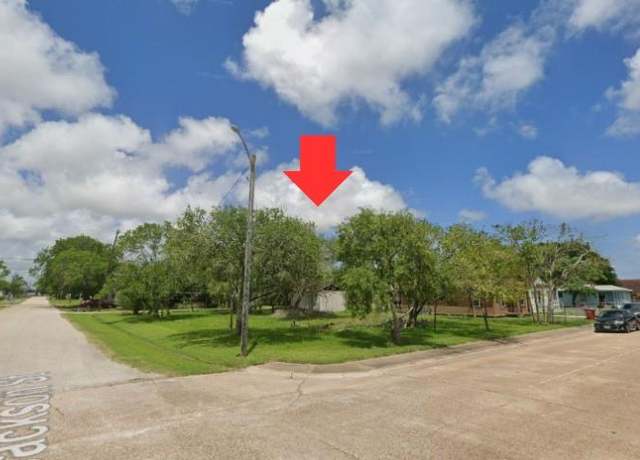 Property at 220 N Avenue B, Freeport, TX 77541