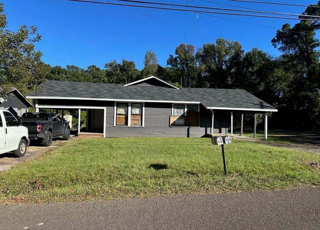 Property at 1410 S 12th St, Longview, TX 75602, 2 baths