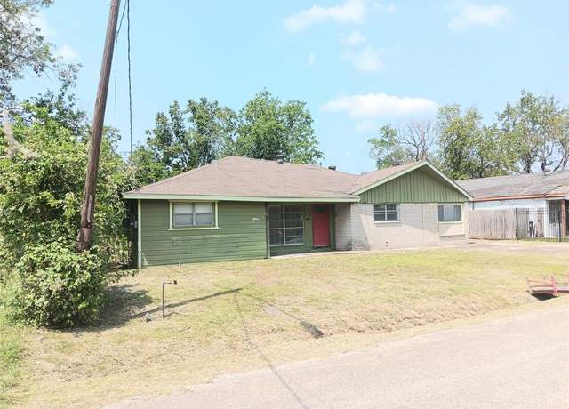 Property at 7913 Cinderella St, Houston, TX 77016, 3 beds, 2 baths