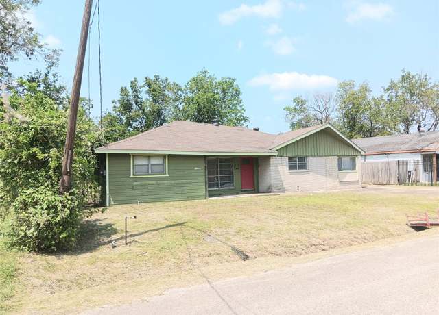 Property at 7913 Cinderella St, Houston, TX 77016, 3 beds, 2 baths