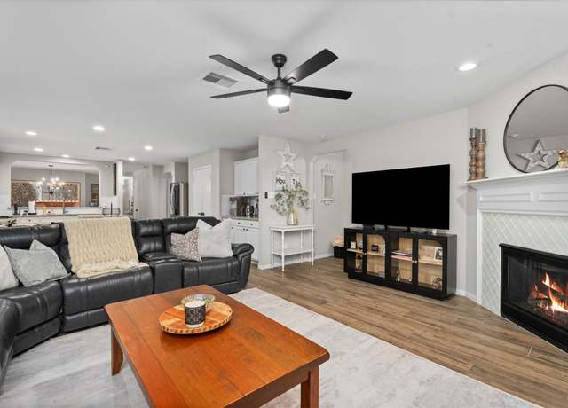 Property at 21343 Slate Crossing Ln, Katy, TX 77449, 3 beds, 2 baths