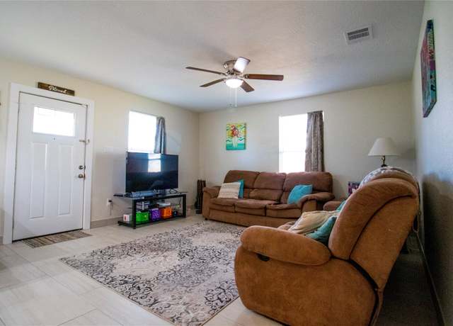 Property at 311 Diers Ln, La Grange, TX 78945, 2 beds, 1.5 baths