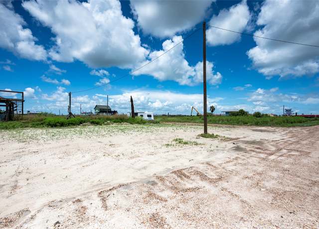 Property at 3413 Sailfish Dr, Port Bolivar, TX 77650
